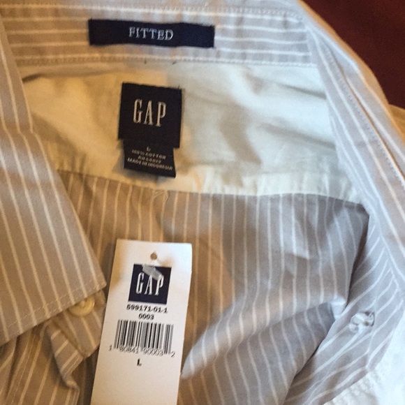 Men’s gap button down fitted shirt - Picture 4 of 4